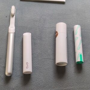 Quip Brush And Flosser Set